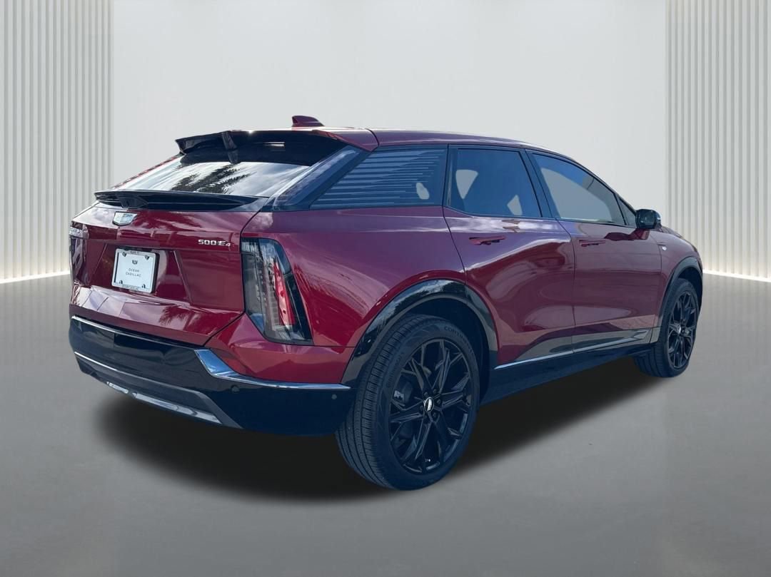 New 2025 Cadillac Optiq Sport 1 w/ LPO, ONYX Package image 5
