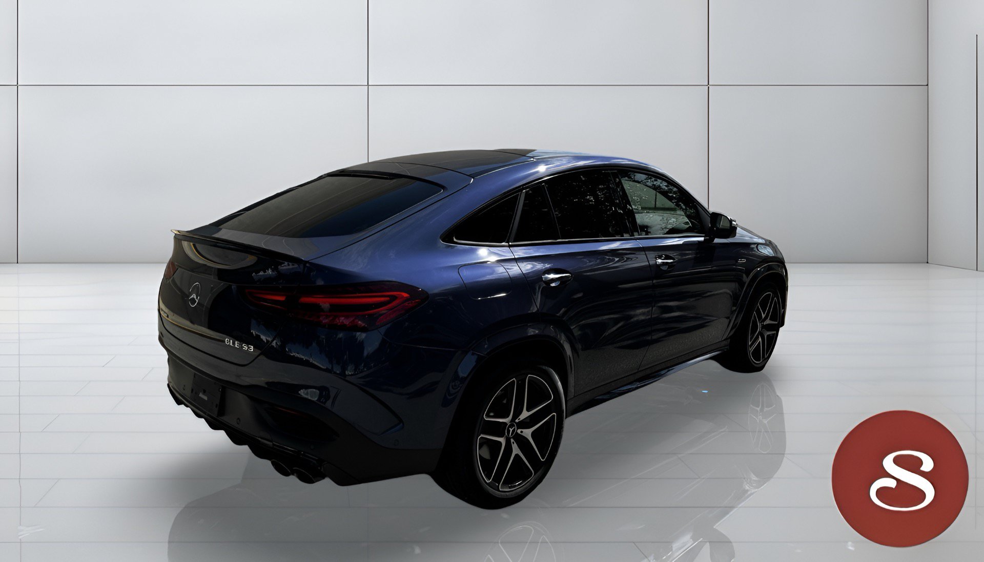 Used 2026 Mercedes-Benz GLE 53 AMG 4MATIC Coupe w/ Driver Assistance Package image 11