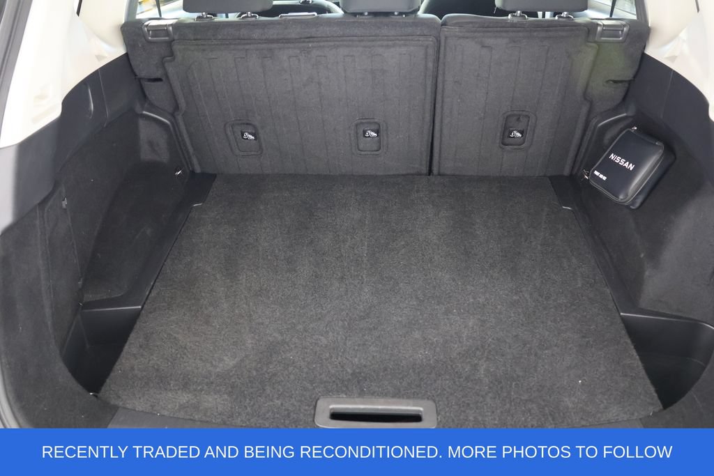 Used 2024 Nissan Rogue S AWD/4WD image 20