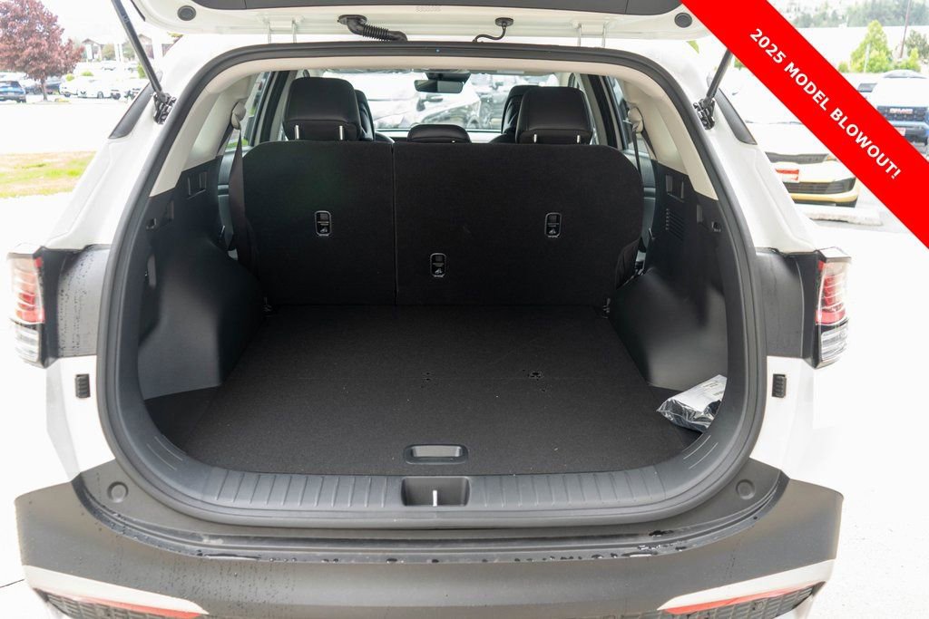 Used 2025 Kia Sportage EX image 29