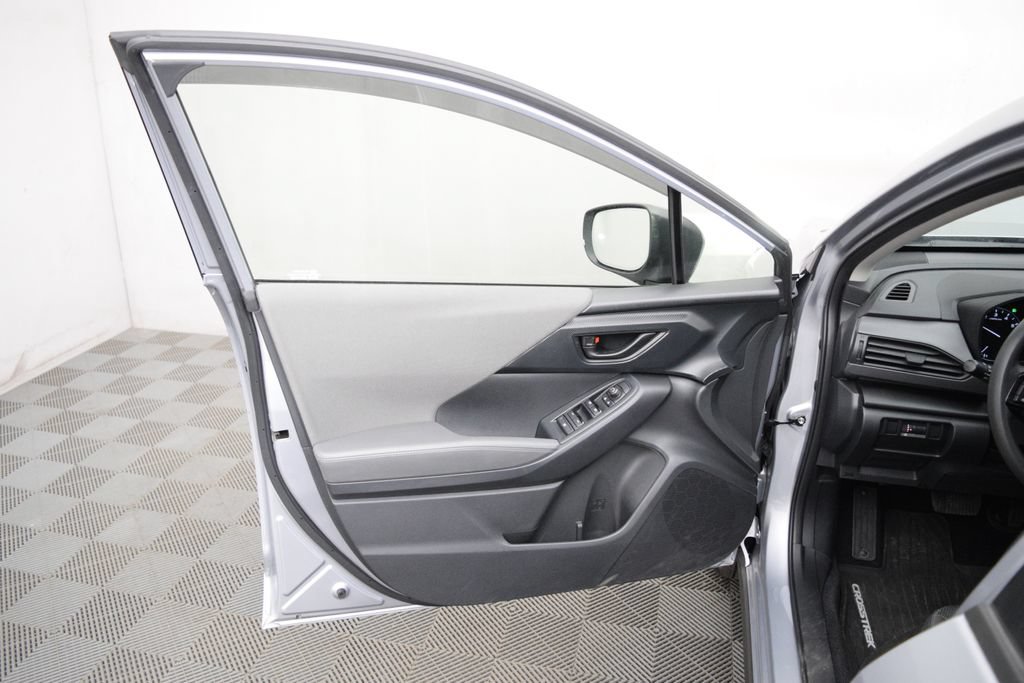 Used 2024 Subaru Crosstrek 2.0i Premium w/ Crosstrek Mirror Package AWD/4WD image 9