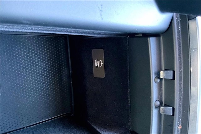 Used 2023 BMW X7 xDrive40i w/ Premium Package image 26