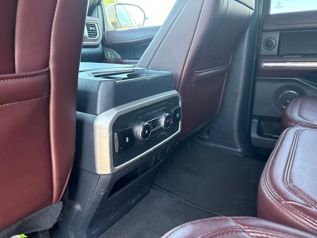 Used 2024 Ford Expedition Max Limited AWD/4WD image 36