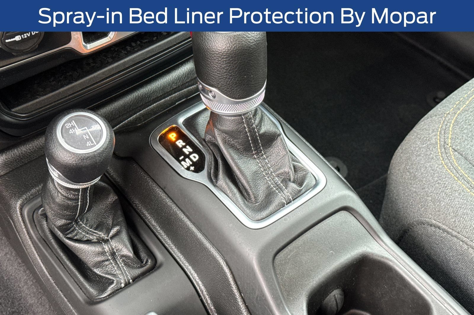 Used 2025 Jeep Gladiator Sport AWD/4WD image 23
