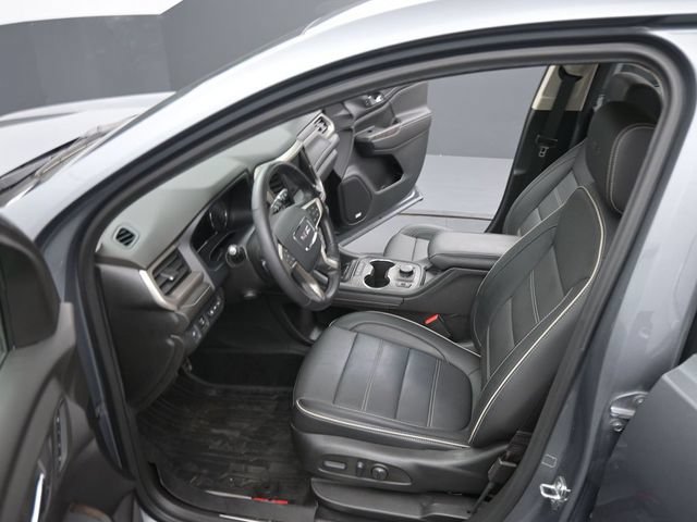 Used 2022 GMC Acadia Denali w/ Denali Ultimate Package AWD/4WD image 10