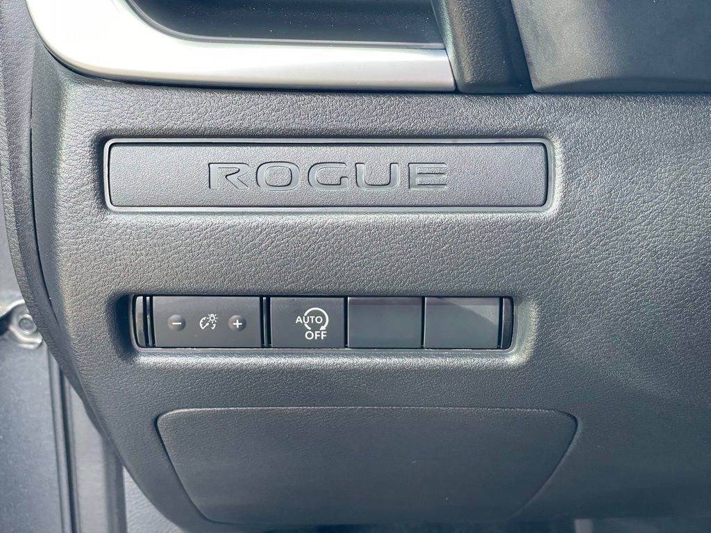 Certified 2026 Nissan Rogue S AWD/4WD image 9