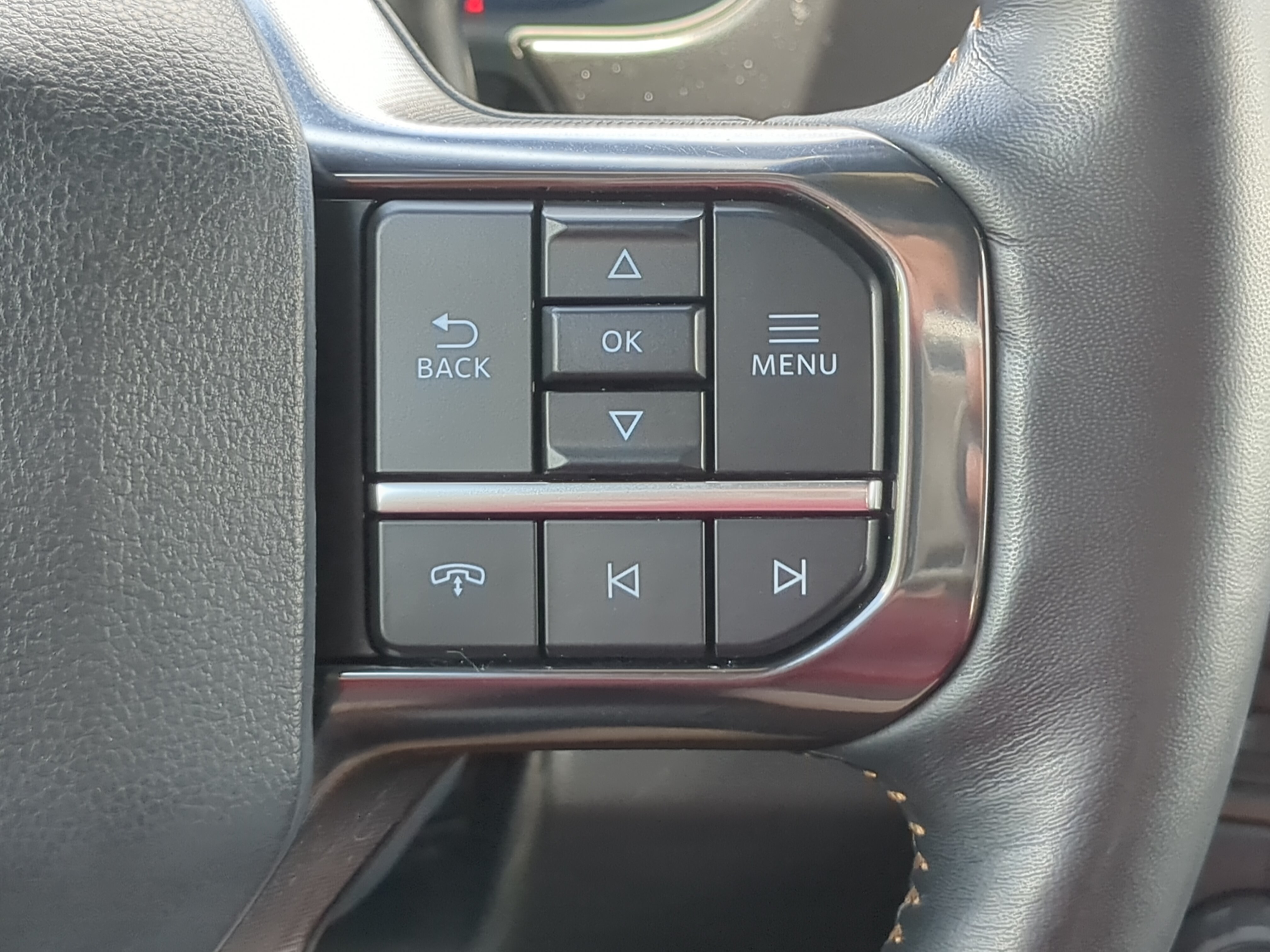 Used 2024 Ford F350 Platinum AWD/4WD image 25