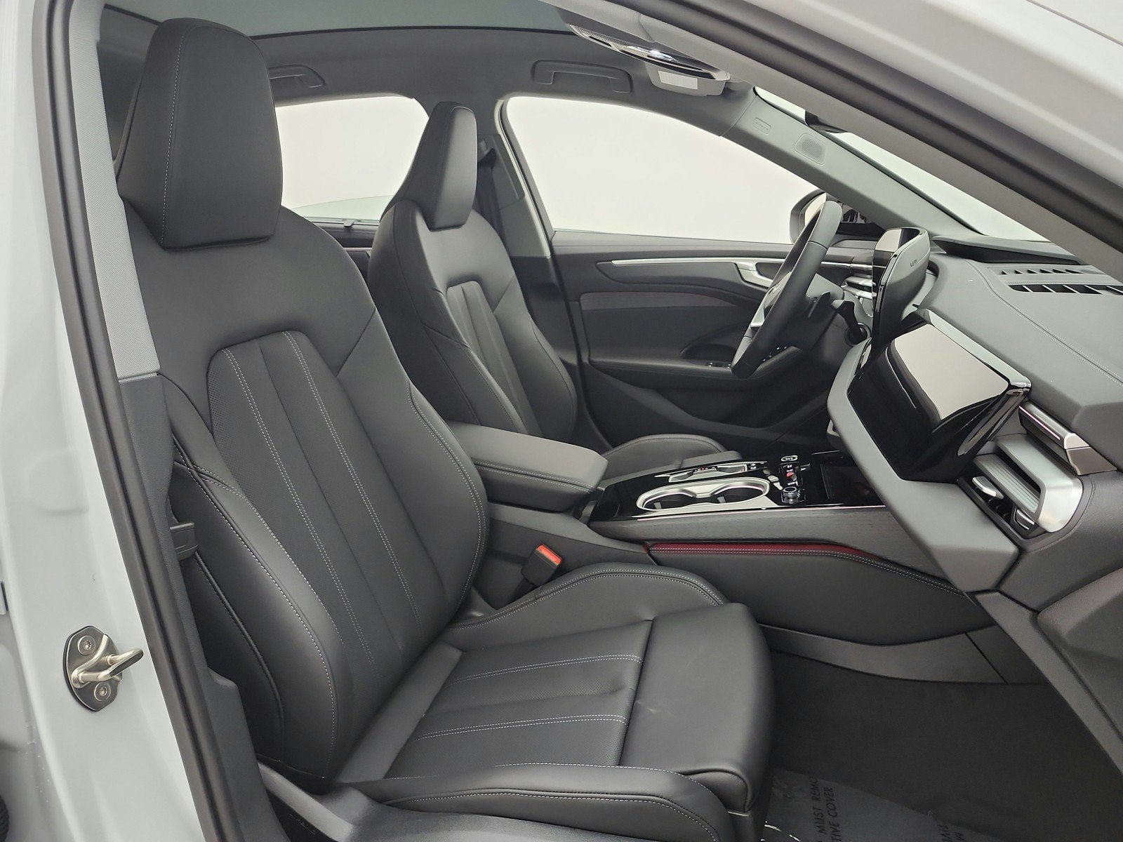 New 2026 Audi A6 Premium Plus AWD/4WD image 13