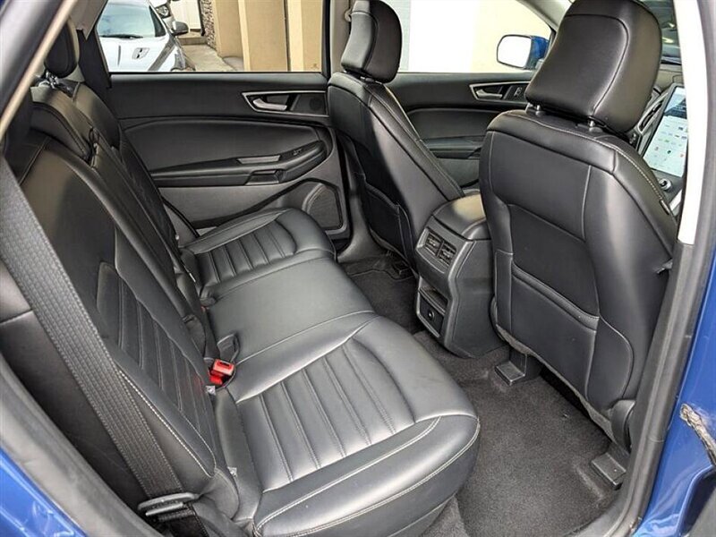Used 2024 Ford Edge SEL AWD/4WD image 29