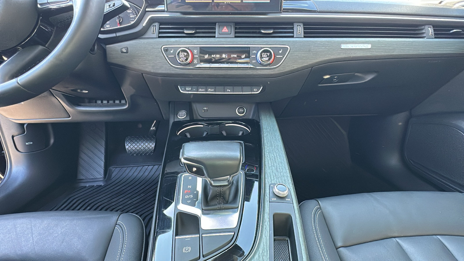 Used 2021 Audi A4 2.0T Premium w/ Convenience Package AWD/4WD image 21