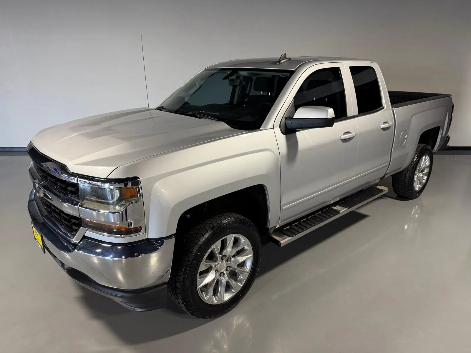 Used 2018 Chevrolet Silverado 1500 LT RWD image 34