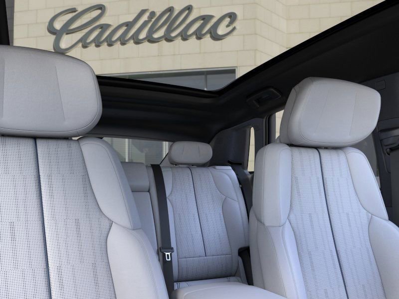 New 2025 Cadillac Lyriq Luxury image 24