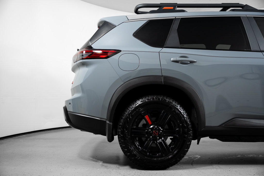 Used 2026 Nissan Rogue SV w/ Rock Creek Premium Package AWD/4WD image 6