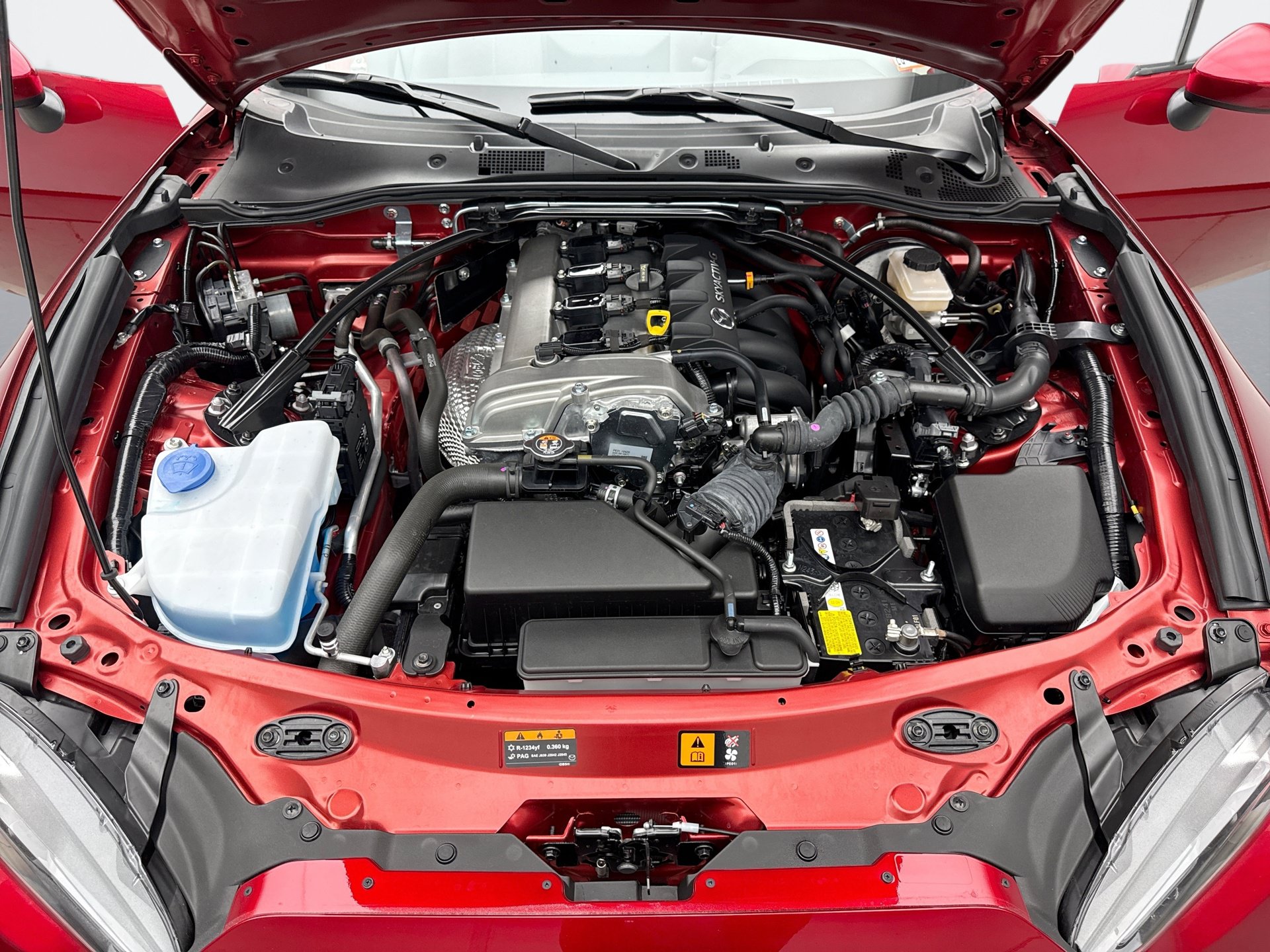 Used 2025 MAZDA MX-5 Miata RF Grand Touring w/ Weather Package RWD image 26
