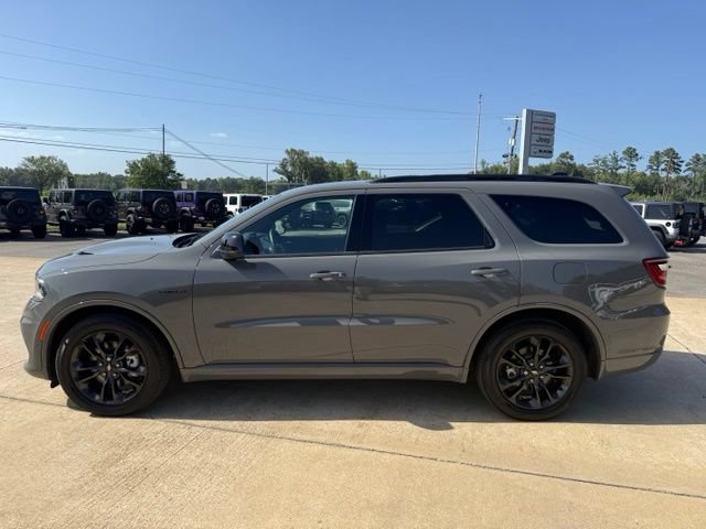 Used 2025 Dodge Durango R/T w/ Blacktop Package AWD/4WD image 2