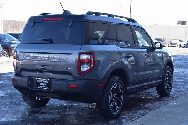 New 2025 Ford Bronco Sport Outer Banks image 6
