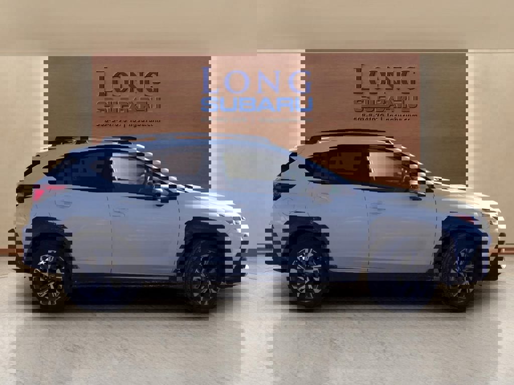 Used 2025 Subaru Crosstrek 2.0i Premium image 5