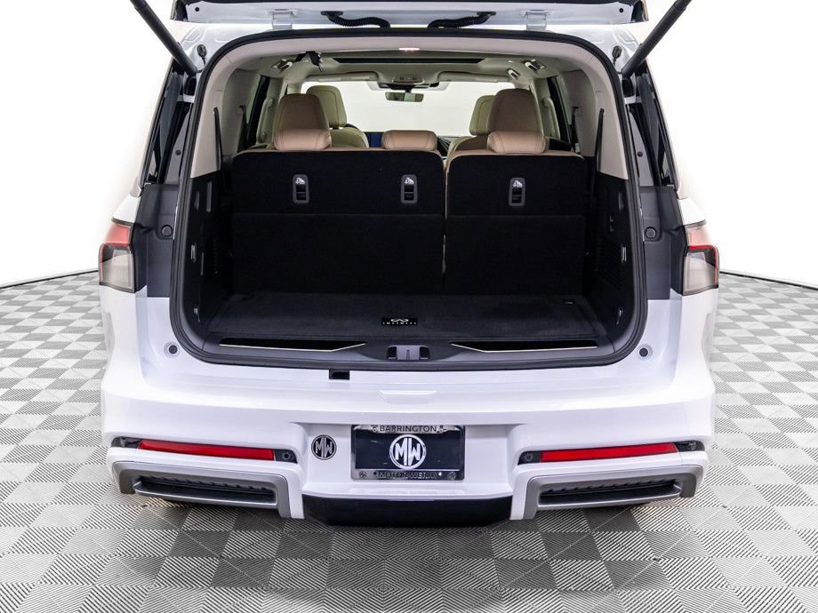 New 2026 INFINITI QX80 Pure w/ Cargo Package image 33