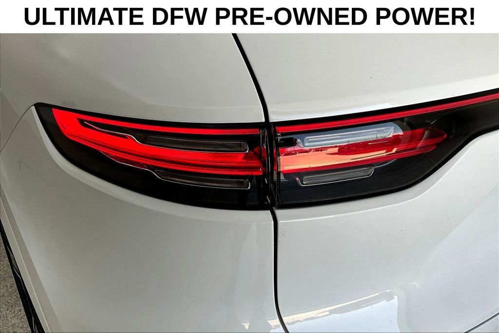Used 2023 Porsche Cayenne AWD/4WD image 39