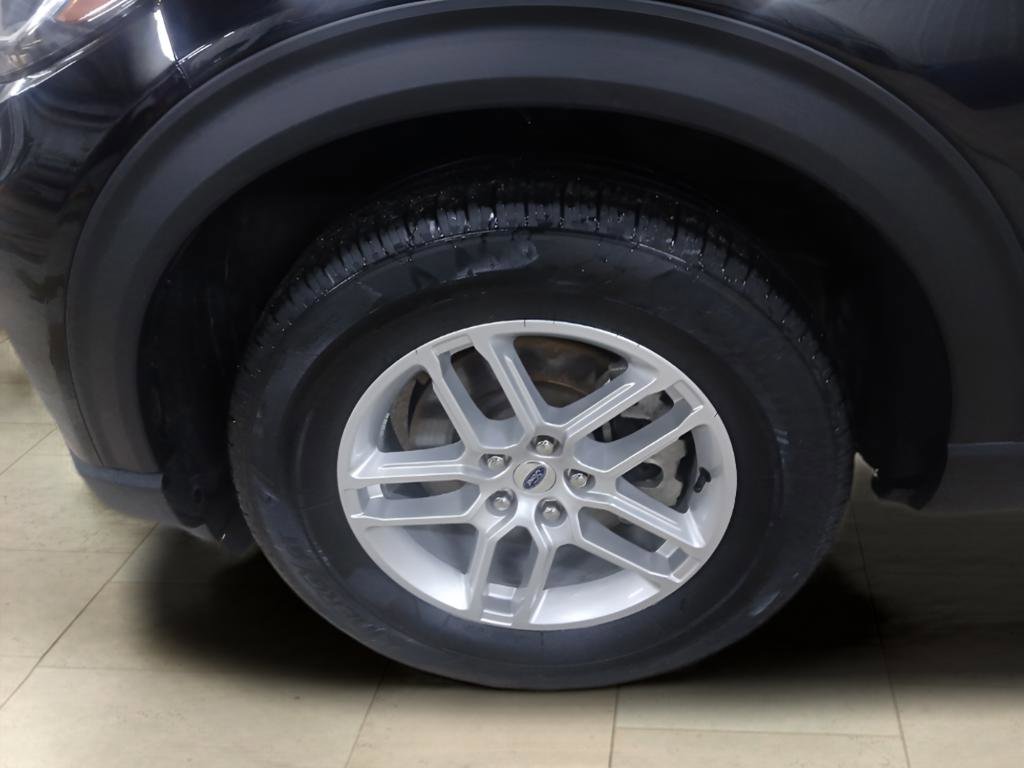 Certified 2025 Ford Explorer Active image 25