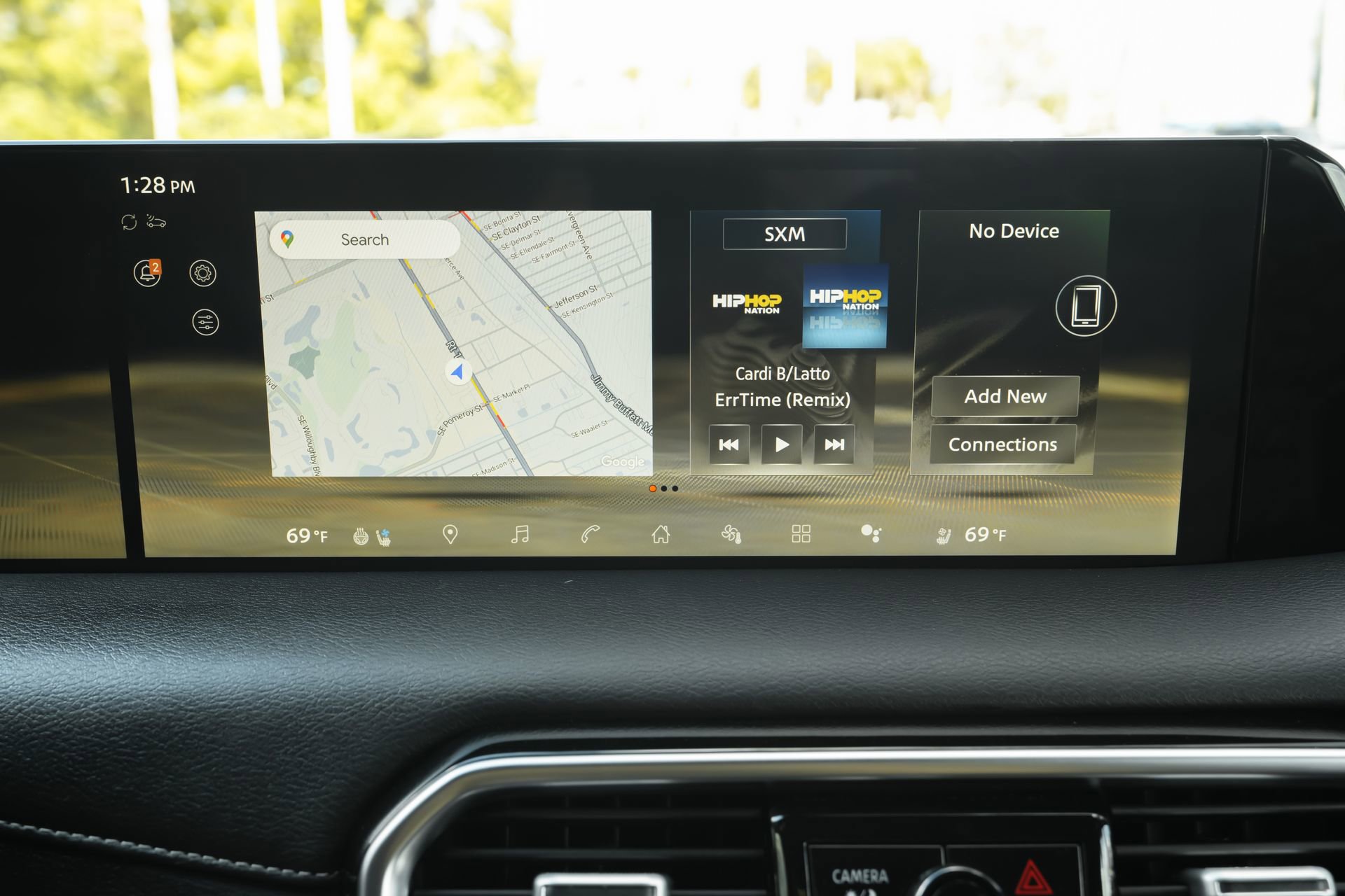 Used 2025 Nissan Armada Platinum image 13