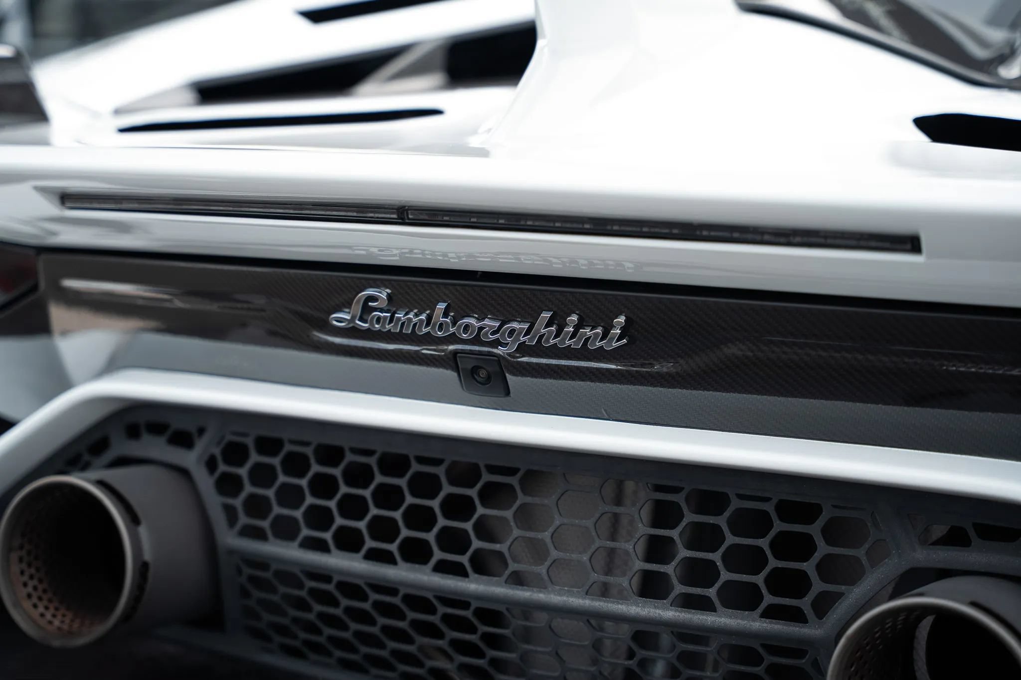 Used 2019 Lamborghini Aventador SVJ AWD/4WD image 29
