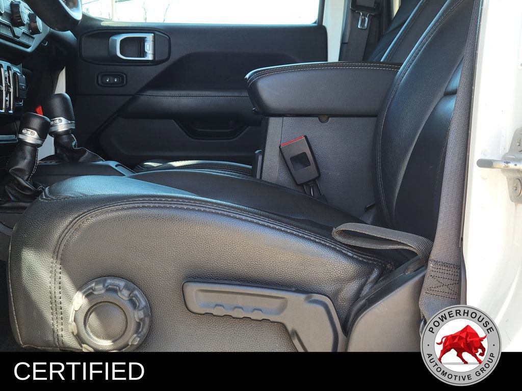 Used 2020 Jeep Wrangler Unlimited Sahara image 24
