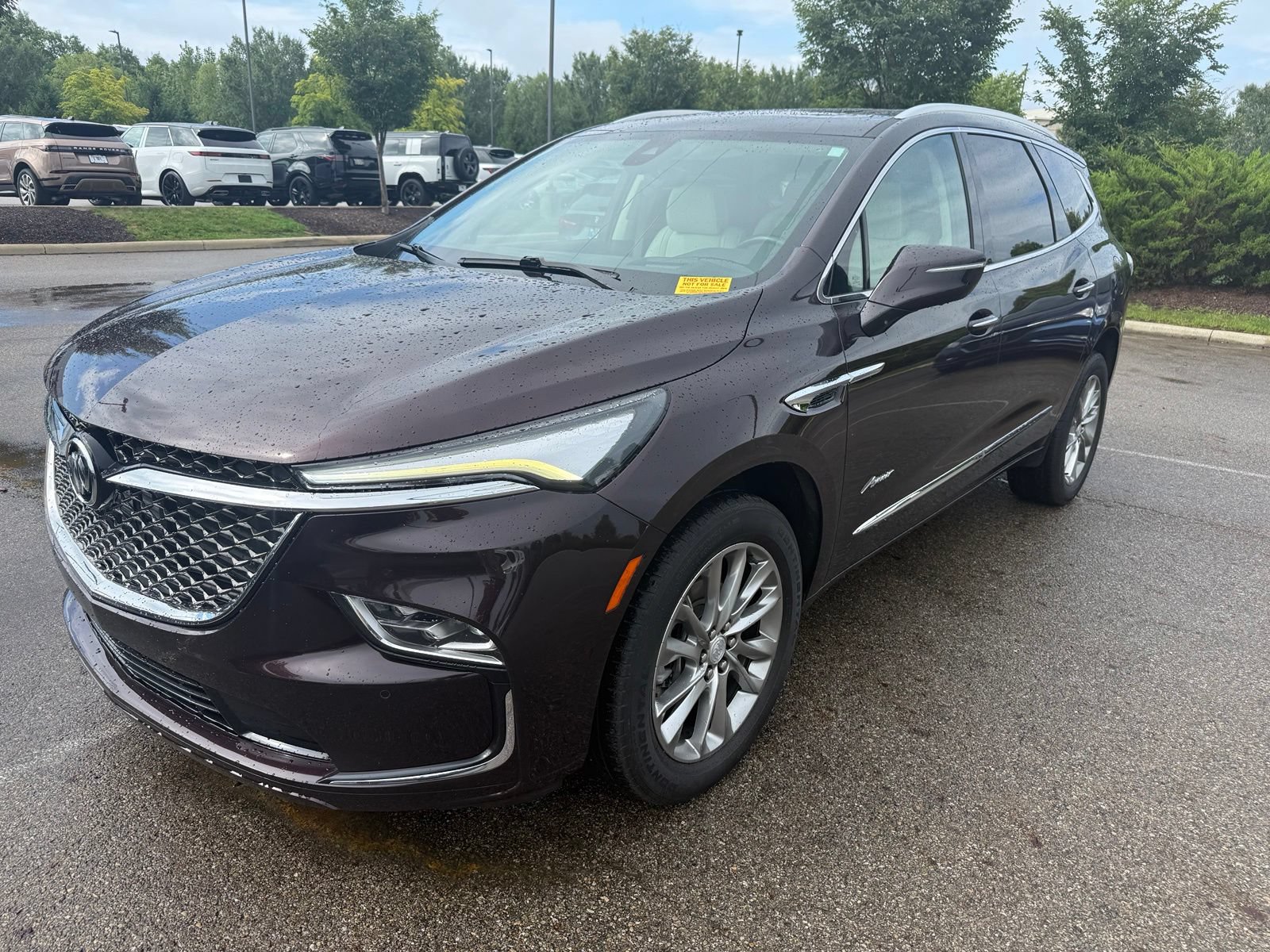 Used 2022 Buick Enclave Avenir w/ Avenir Technology Package AWD/4WD image 1