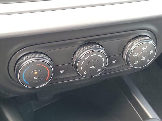 Used 2025 Chevrolet Trax RS w/ Driver Confidence Package image 26