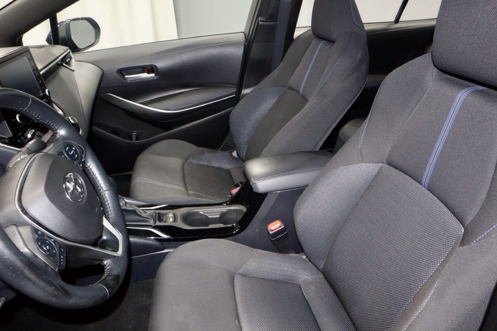 Used 2022 Toyota Corolla SE w/ SE Premium Package FWD image 20