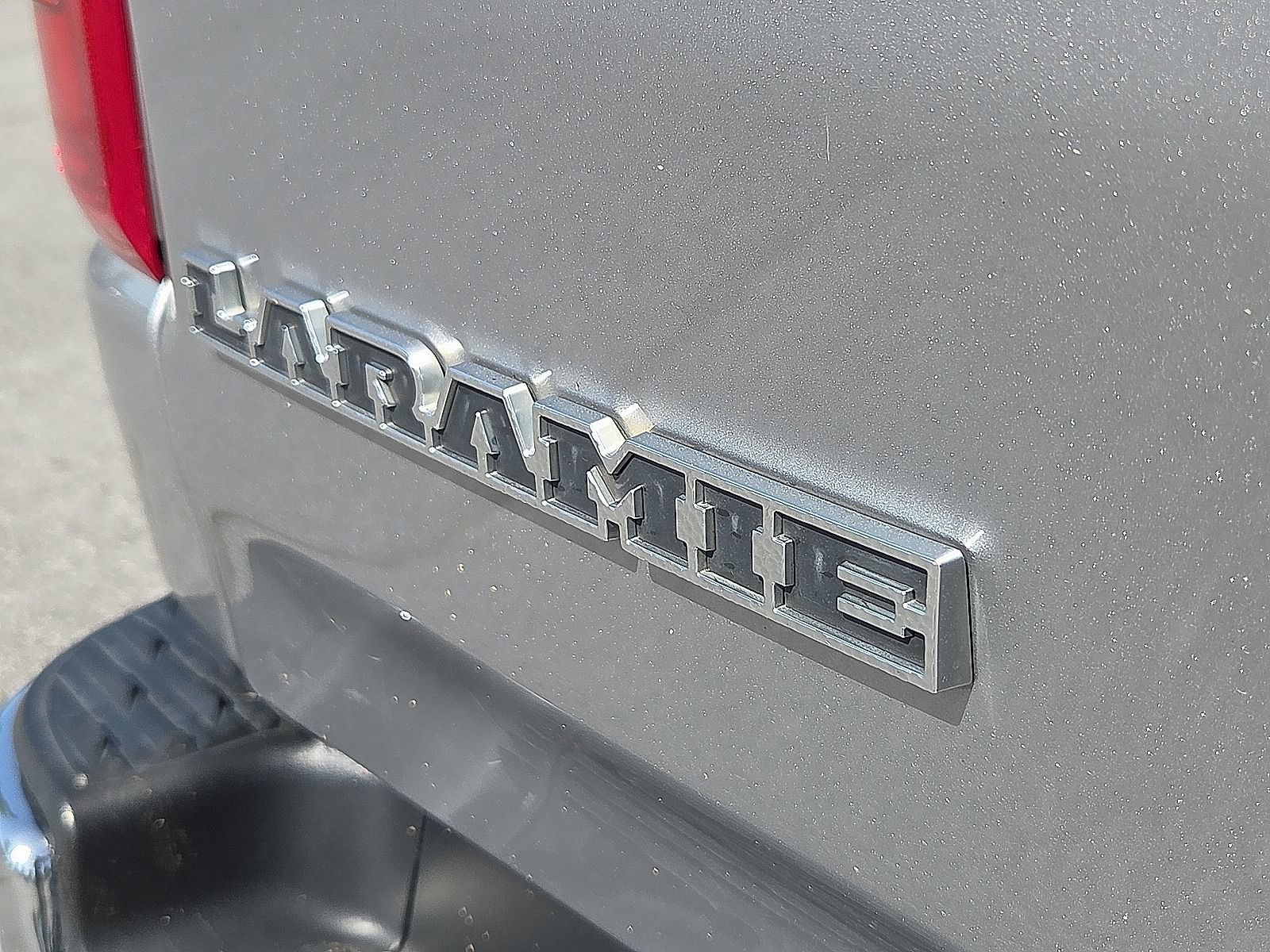 Used 2021 RAM 1500 Laramie AWD/4WD image 16