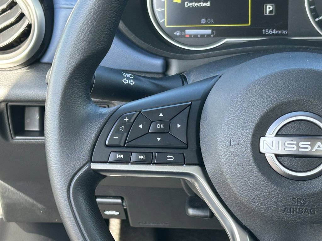 Used 2025 Nissan Versa SV w/ Trunk Package image 19