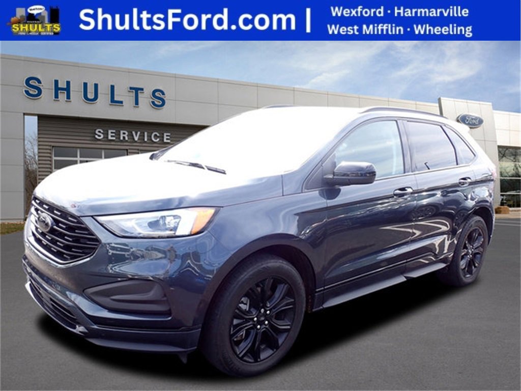 Used 2022 Ford Edge SE w/ Black Appearance Package