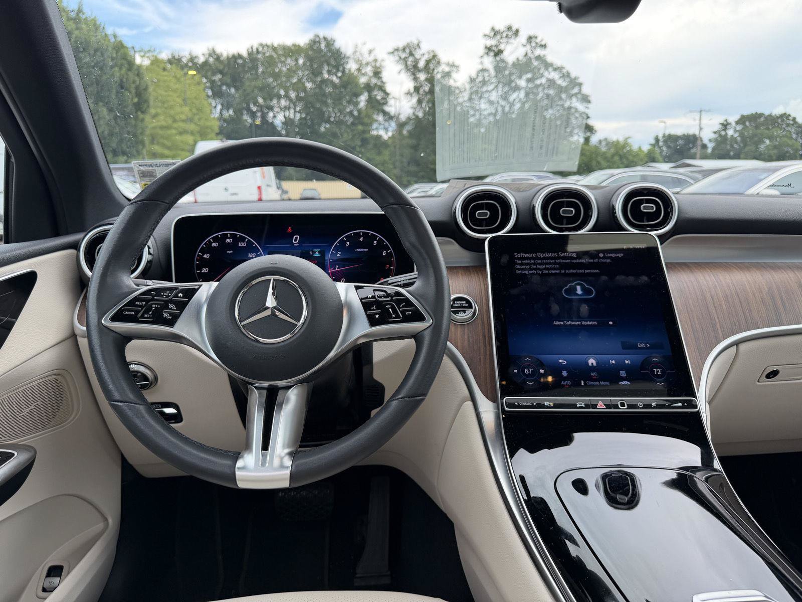 Certified 2026 Mercedes-Benz GLC 300 4MATIC image 19