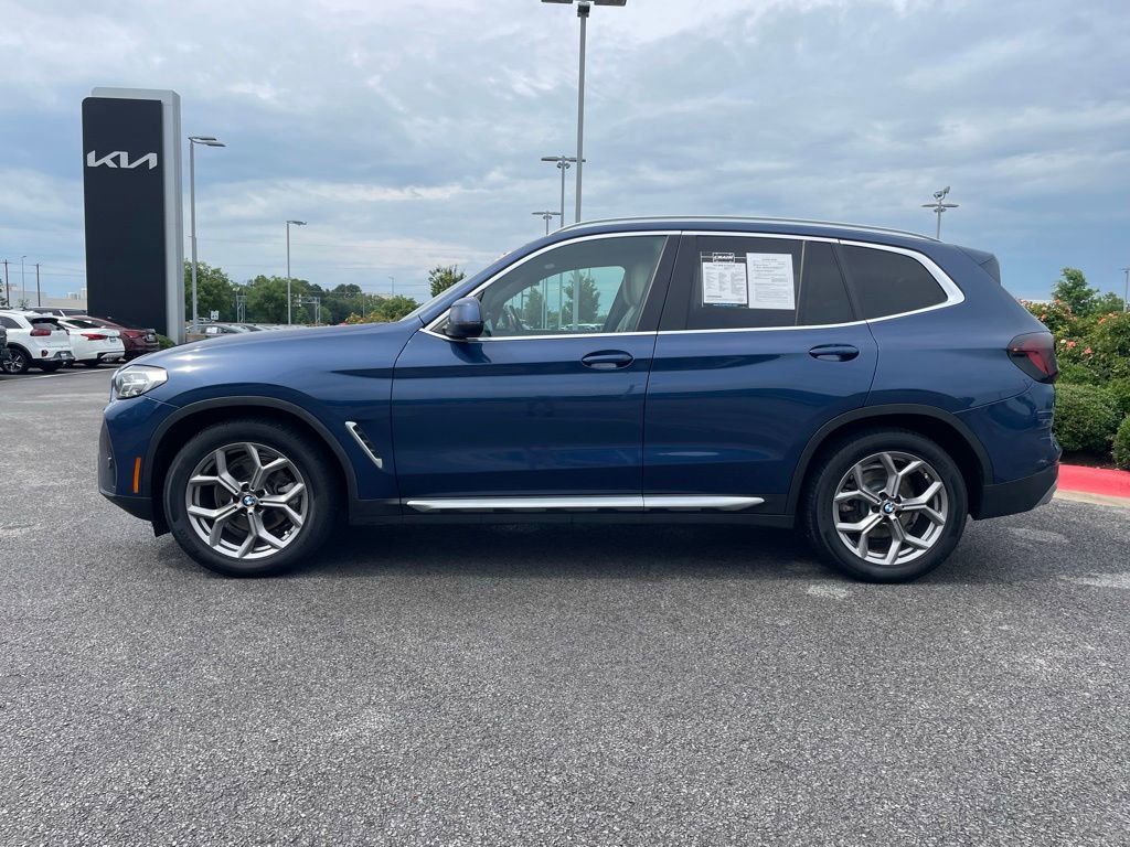 Used 2022 BMW X3 sDrive30i w/ Convenience Package RWD image 3
