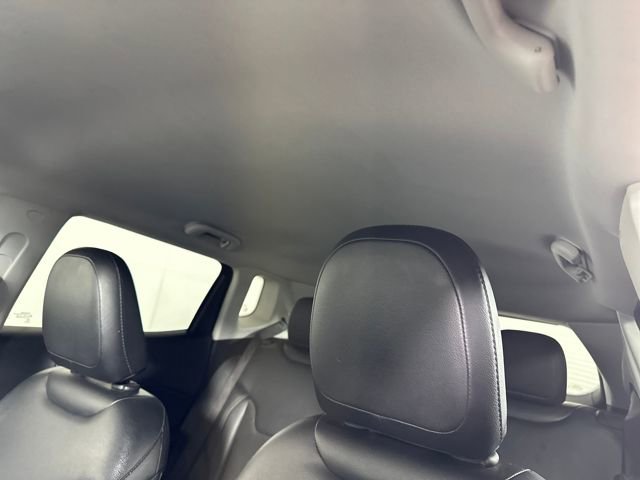 Used 2019 Jeep Compass Latitude image 12