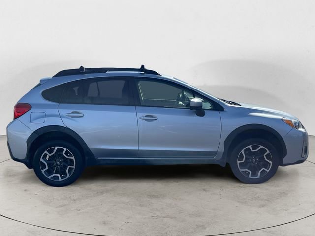 Used 2017 Subaru Crosstrek 2.0i Premium w/ Popular Package #2 AWD/4WD image 6