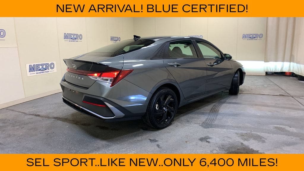 Used 2026 Hyundai Elantra Sport FWD image 3