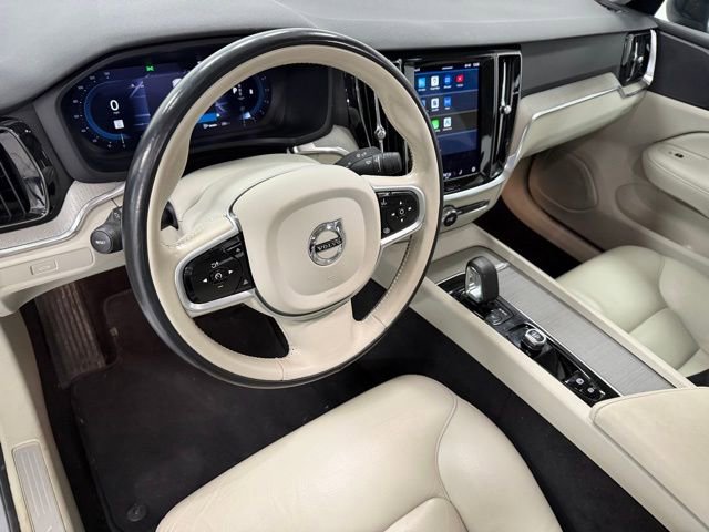 Used 2023 Volvo S60 B5 Plus image 12