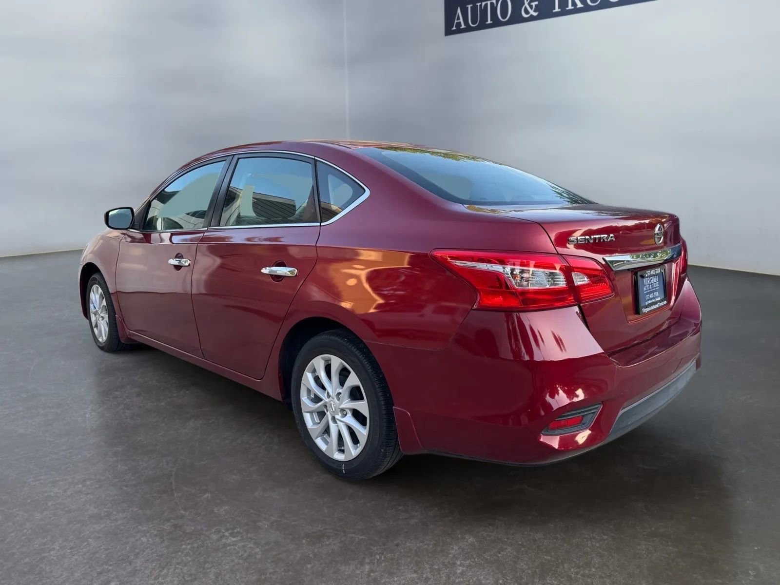 Used 2019 Nissan Sentra SV FWD image 5