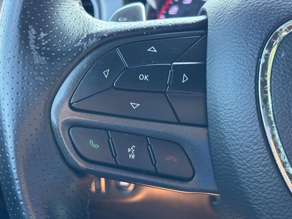 Used 2023 Dodge Charger R/T w/ Technology Group RWD image 17
