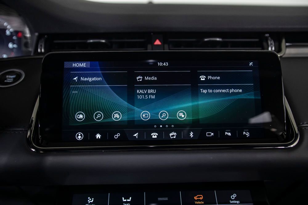 Used 2020 Land Rover Range Rover Evoque R-Dynamic HSE image 30