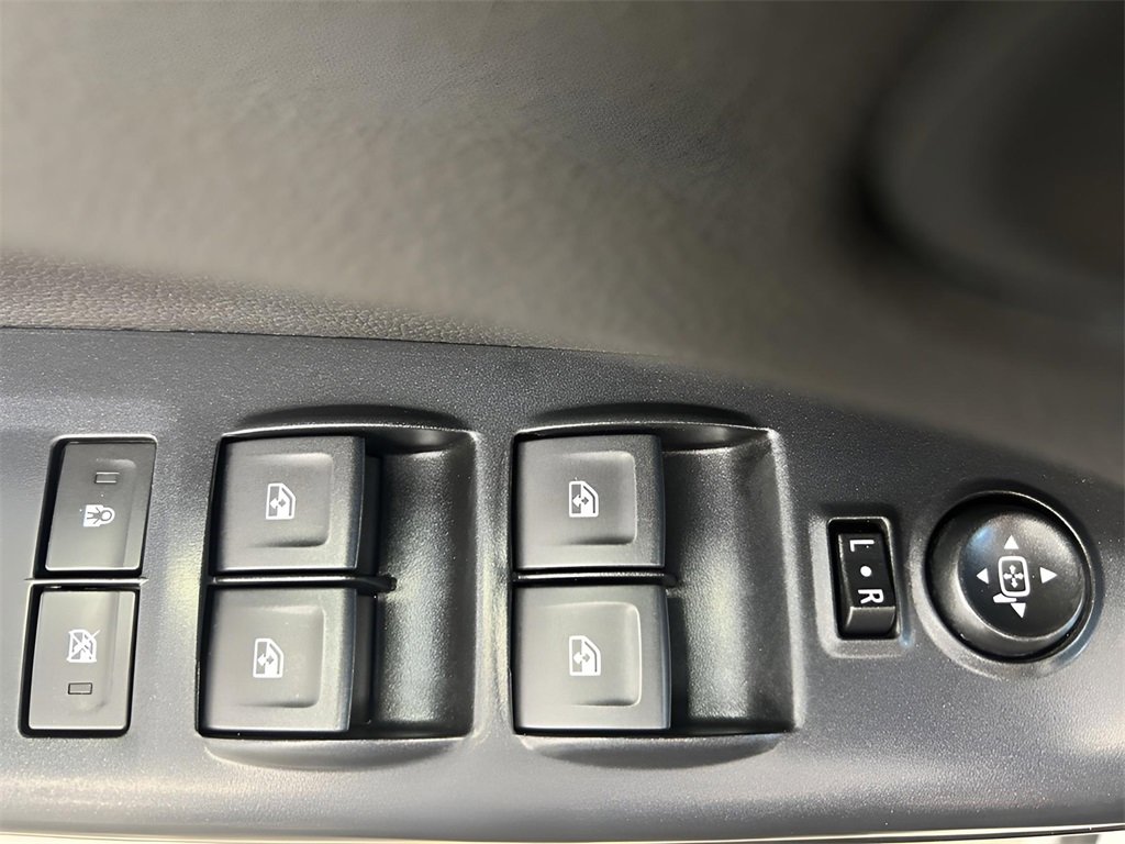 Used 2021 GMC Canyon Elevation w/ Trailering Package image 15
