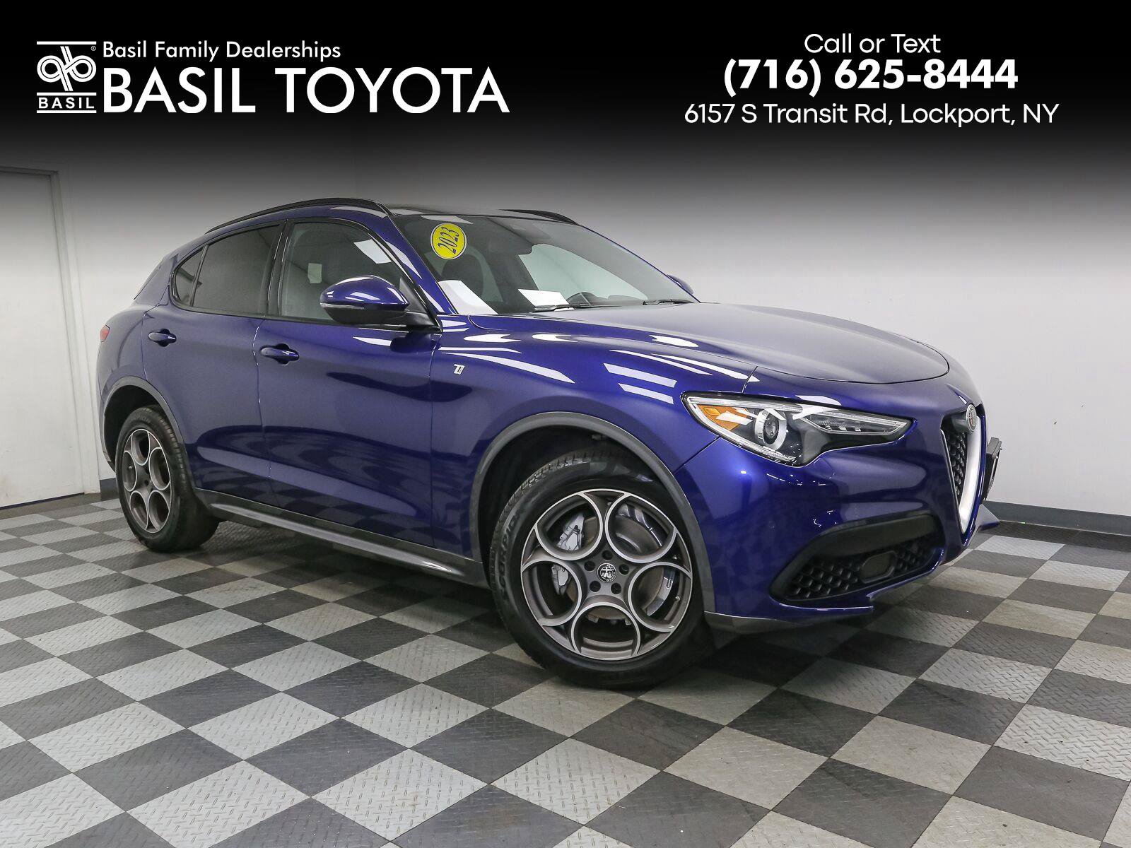 Used 2023 Alfa Romeo Stelvio Ti AWD/4WD image 1