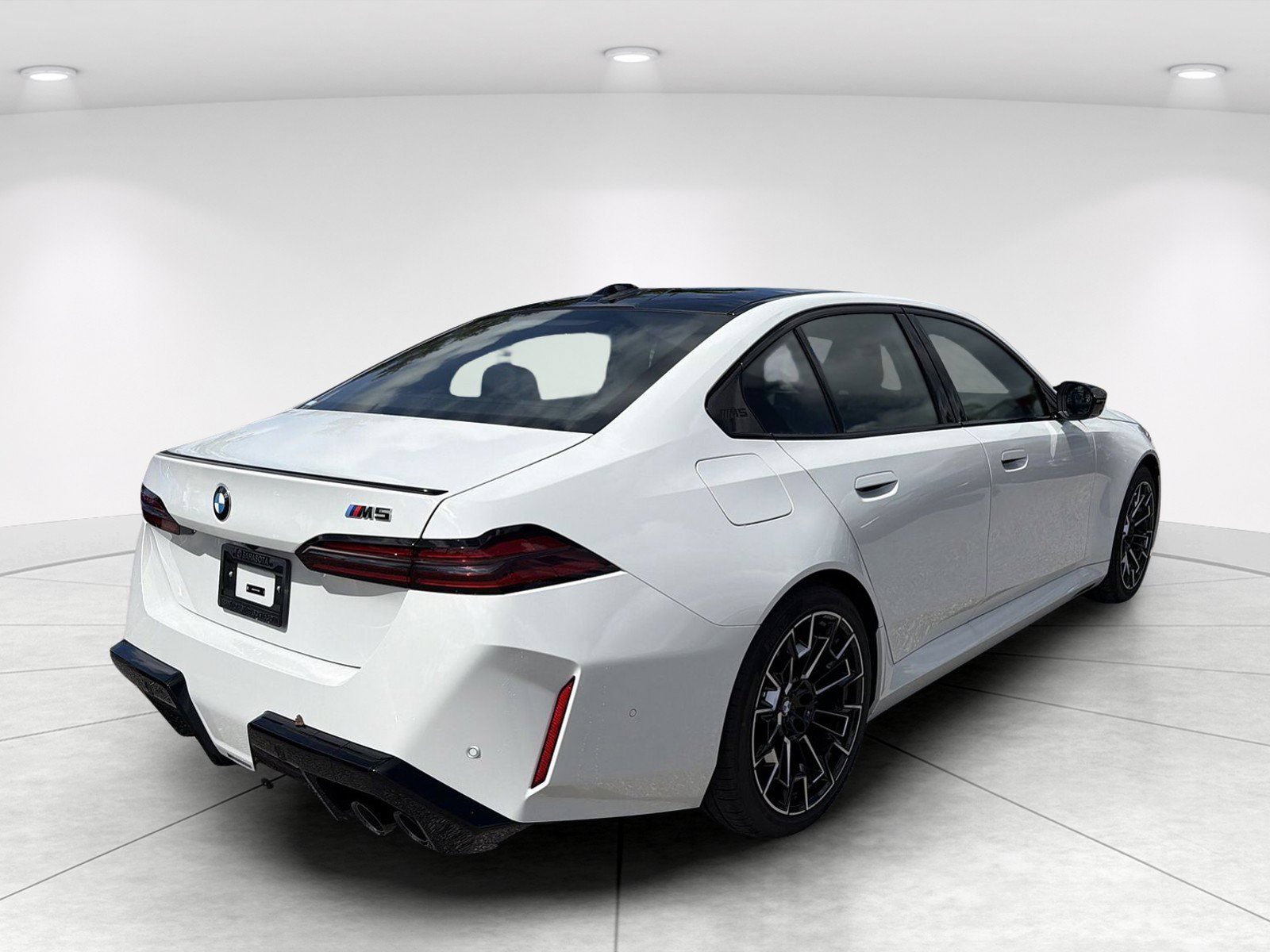 New 2027 BMW M5 w/ Executive Package AWD/4WD image 4