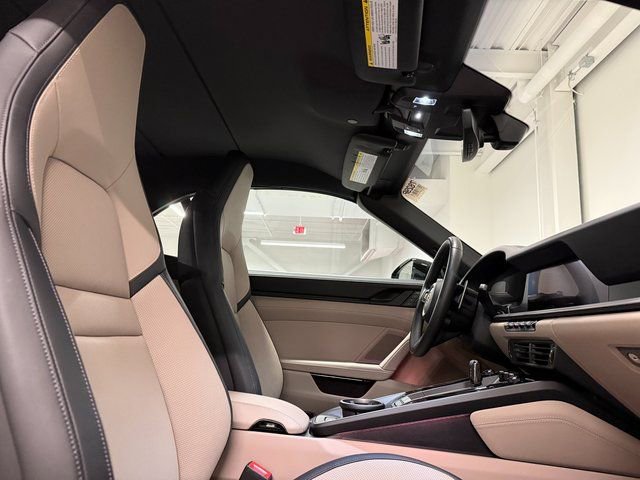 Certified 2025 Porsche 911 Carrera image 23