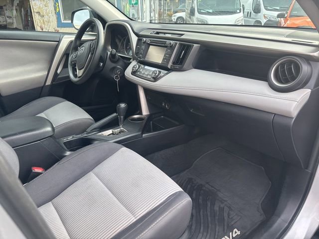 Used 2015 Toyota RAV4 XLE image 10