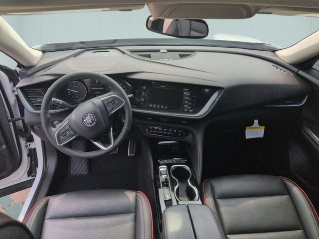 Used 2023 Buick Envision Essence w/ Sport Touring Package AWD/4WD image 29