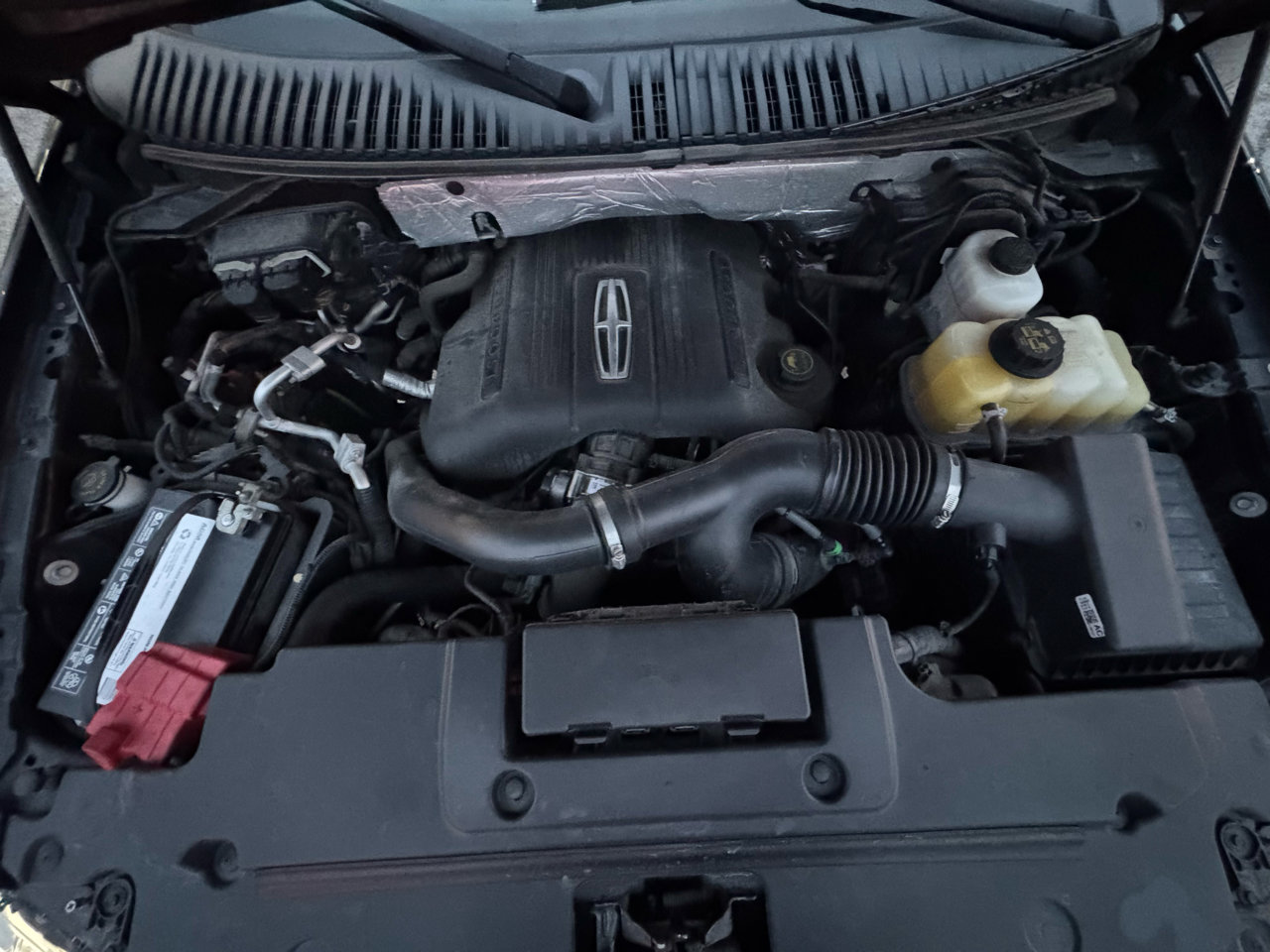 Used 2015 Lincoln Navigator L 4WD image 20