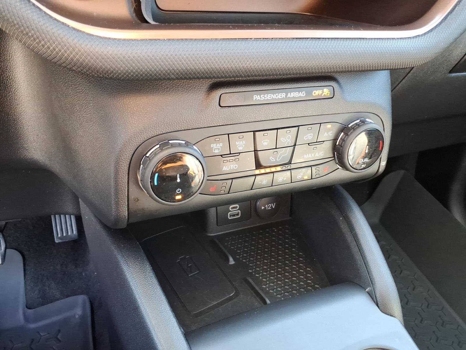 Used 2024 Ford Bronco Sport Outer Banks w/ Tech Package image 19